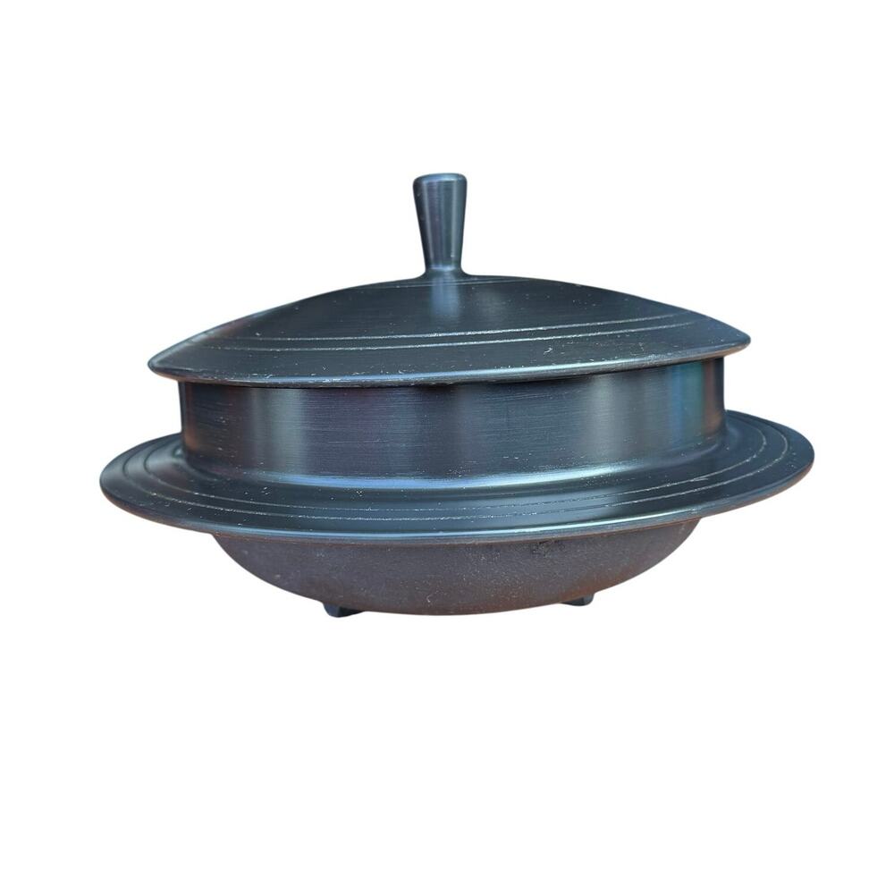 Korean Gamasot Cast Iron traditional pot. Heavy good quality